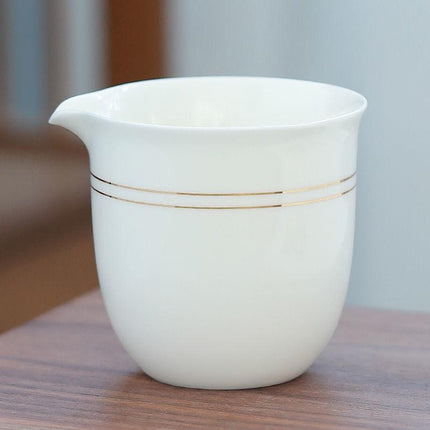 Experience the Elegance of Handcrafted Mutton Fat Jade Tea Cup - A Luxurious Addition to Your Tea Ritual - Très Elite