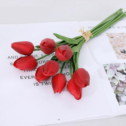 Exquisite Elegance: 10PCS Premium Artificial Tulip Flower Set..