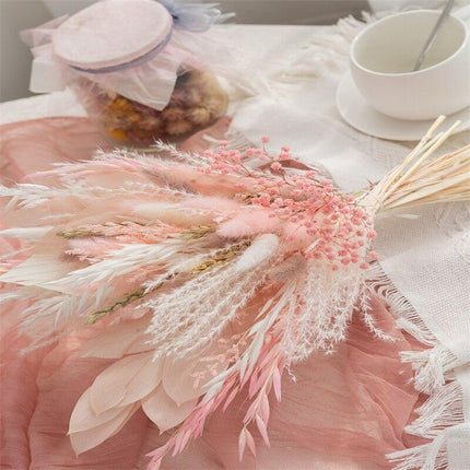 Exquisite Pampas Grass Arrangement - Timeless Elegance for Your Home - Très Elite