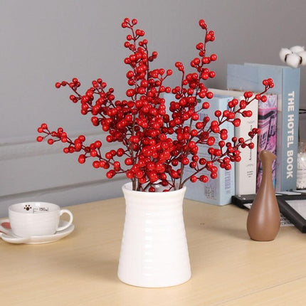 Faux Berry Blossom Bouquet: Elegant Year-Round Floral Arrangement - Très Elite