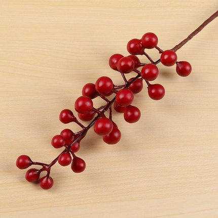 Faux Berry Blossom Bouquet: Elegant Year-Round Floral Arrangement - Très Elite