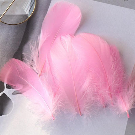 Feather Elegance Crafting Set: Enhance Weddings, Fashion, and Creative Projects - Très Elite