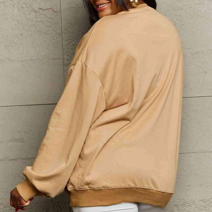 Festive Charm Love Graphic Sweater - Très Elite