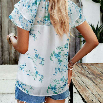 Floral Delight Short-Sleeve Top: Must-Have for Spring and Summer