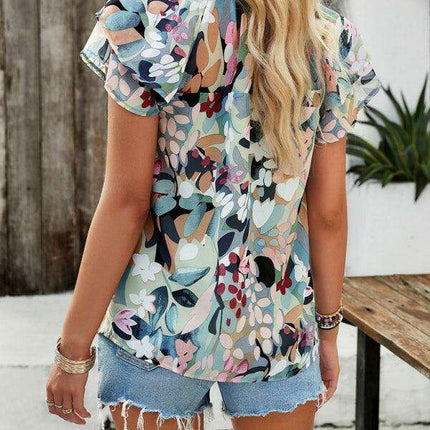 Floral Delight Short-Sleeve Top: Must-Have for Spring and Summer