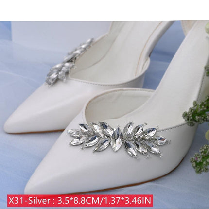 Glimmering Rhinestone Footwear Charms: Transform Your Style - Très Elite