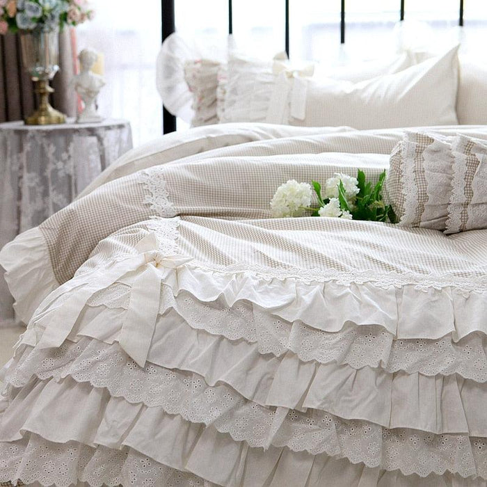 Elegant Plaid Print Cotton Bedding Set with Lace Ruffle