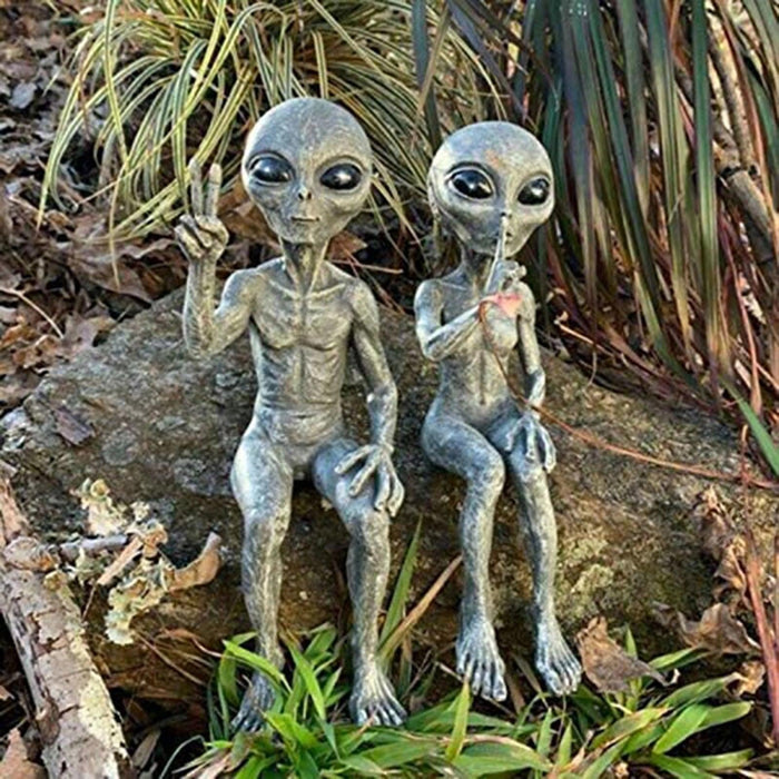 Extraterrestrial Joy: Whimsical Alien Figurine Garden Set