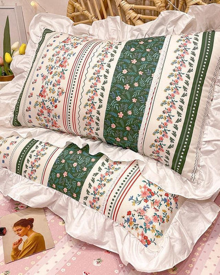 Chic Botanical Cotton Pillowcase Duo for King-Sized Pillows