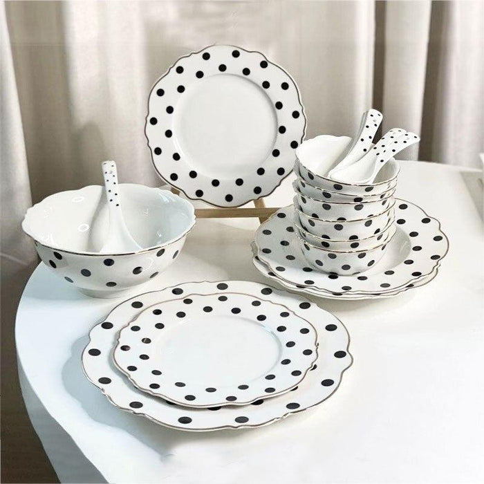 Elegant Handmade Ceramic Dinnerware Collection in Timeless Black & White