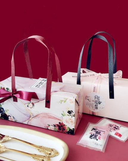 Chic Customizable Cake Box Set of 5 for Special Celebrations