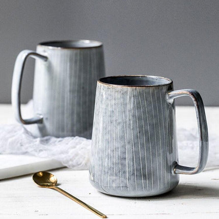 Elegant Vintage Ceramic Tea and Coffee Mug Set with Spoon - Ideal for Beverage Enthusiasts