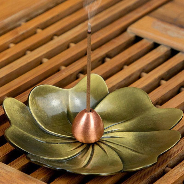 Lotus Harmony Incense Burner: Premium Zinc Alloy Coil Plate for Tranquil Spaces