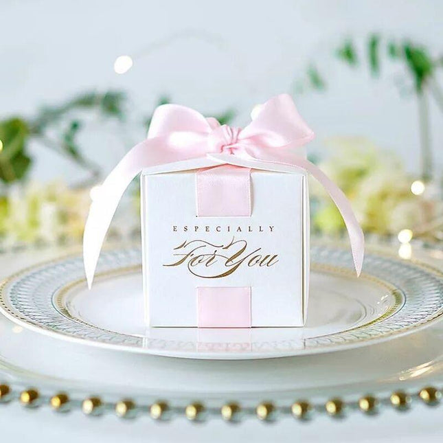 Elegant Ribbon-Decorated Gift Boxes for Special Occasions