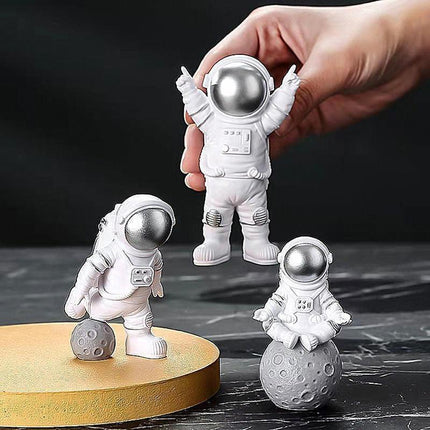Set of 3 Nordic Astronaut Resin Decorative Sculptures