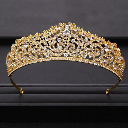 Majestic Baroque Crown: Artisan Craftsmanship for Unforgettable Celebrations