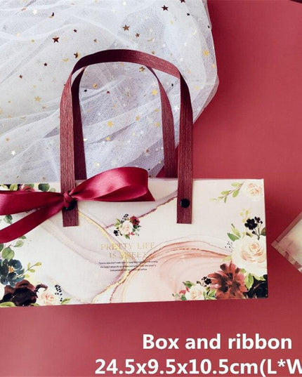 Chic Customizable Cake Box Set of 5 for Special Celebrations