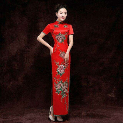 Elegance Redefined: Stunning Floral Cheongsam Dress for Special Occasions