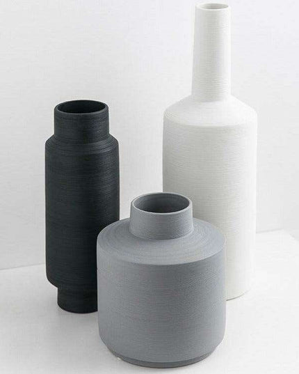 Scandinavian Elegance: Artisanal Ceramic Vase for Modern Interiors