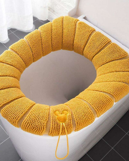 Plush Winter Toilet Seat Cover - Cozy Comfort for Every Bathroom