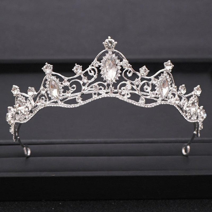 Regal Baroque Tiara - Elegant Headpiece for Memorable Events