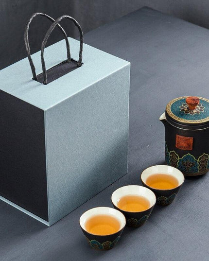Luxury Outdoor Tea Experience | Elegant Service for Discerning Tea Enthusiasts