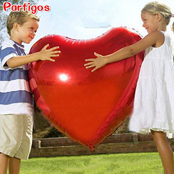 Love-Filled Events: Red Heart Foil Balloon Set for Romantic Occasions