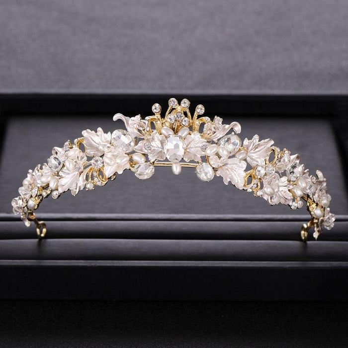 Regal Baroque Tiara - Elegant Headpiece for Memorable Events