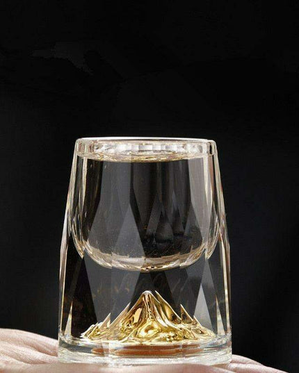 Opulent Golden Crystal Glass Tumblers for Exquisite Drinking Experiences