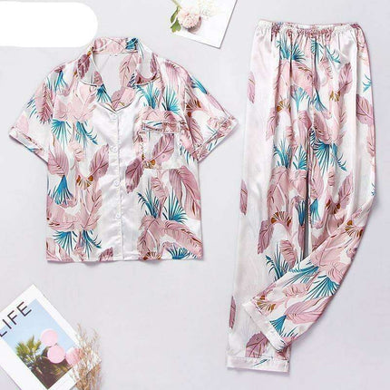 Cozy Chic: Women's Relaxed Fit Short Sleeve Pajama Set for Stylish Evenings