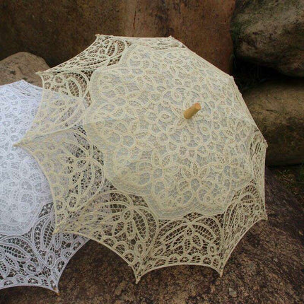 Chic Victorian Lace Sunshade: Timeless Elegance for Events and Photography