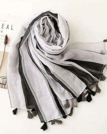 Luxurious Blue Porcelain Cashmere Blend Shawl - The Perfect Accessory for Any Occasion