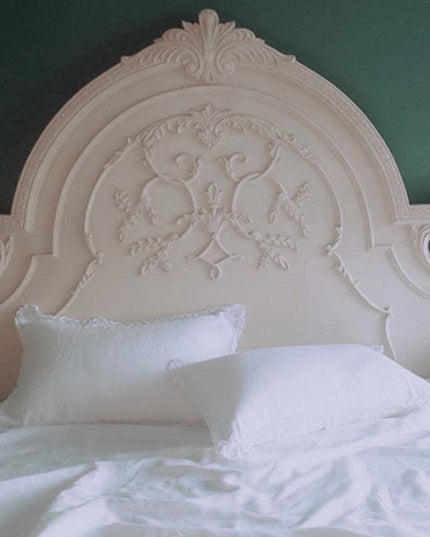 Elegant Ruffled Eyelet Embroidered Linen Pillowcase - Premium French Bedding for a Luxurious Touch