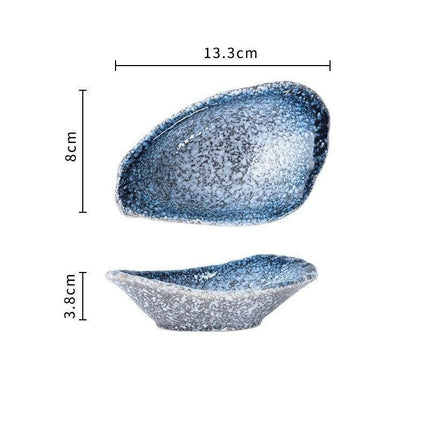 Charming Handmade Japanese Ceramic Snack Dish - A Touch of Elegance for Your Table