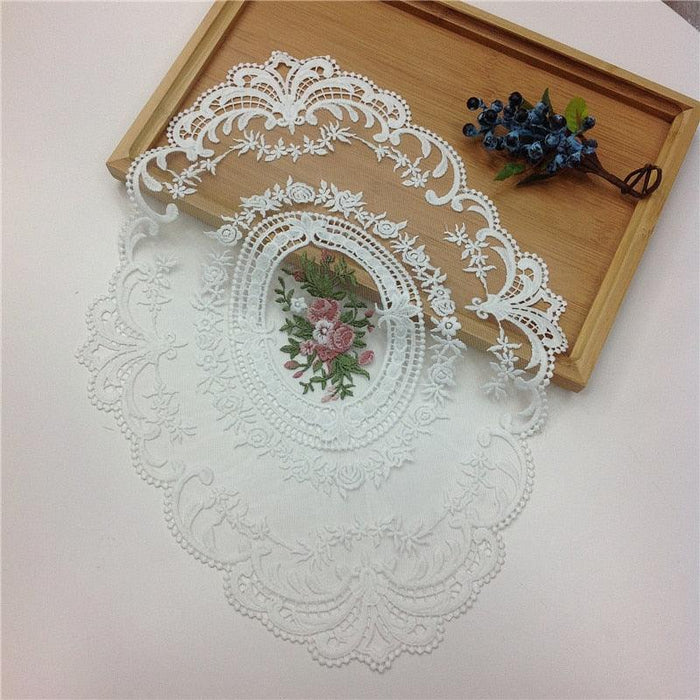 Graceful Lace-Embellished Table Mats - Enhance Your Dining Atmosphere