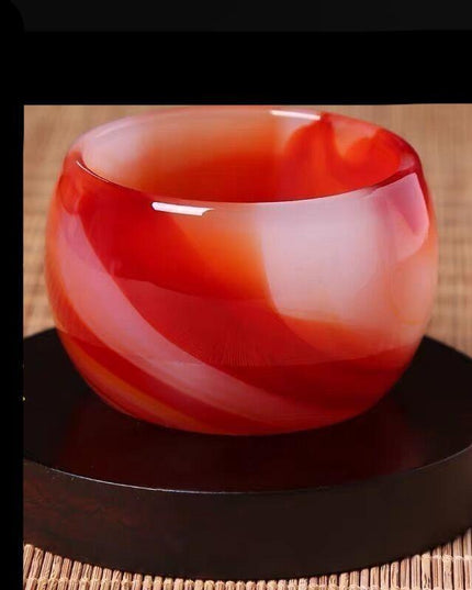 Jade Elegance Dining Set: Handcrafted Luxury for the Discerning Palate