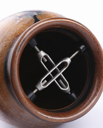 Innovative Adjustable Ikebana Tool for Artistic Floral Arrangements