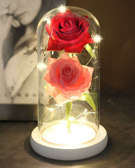 Everlasting Love: Enchanted Rose Display in Heart-Shaped Glass Dome - Luxurious Gift for Memorable Occasions