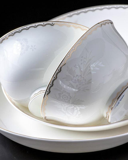 Elegant 60-Piece Fine China Dinnerware Set with Timeless Glaze and Impeccable Craftsmanship