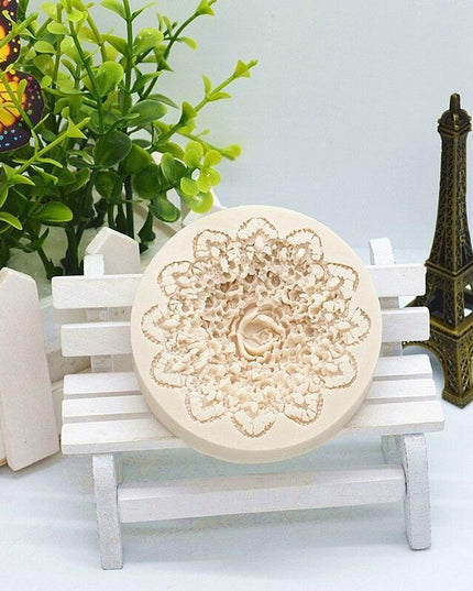 Elegant Silicone Floral Mold for Cake Decoration
