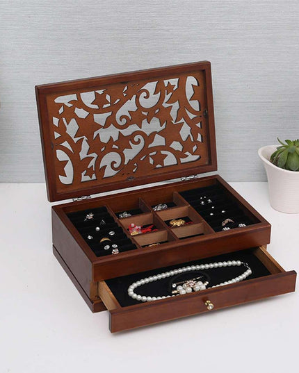 Charming Vintage Wooden Jewelry Chest with Mirror - A Touch of Elegance