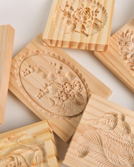 Retro Beech Wood Cookie Mold with 3D Embossed Designs - Elevate Your Baking Artistry!