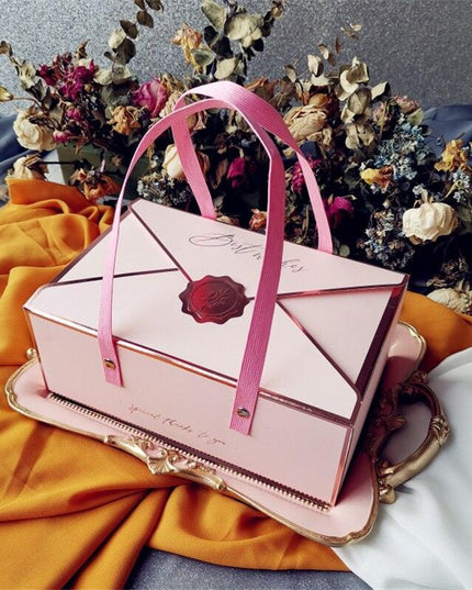 Chic Customizable Cake Box Set of 5 for Special Celebrations