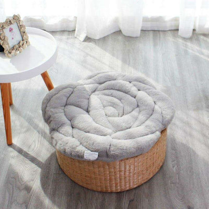 Elegant Japanese Rose Round Cushion with Soft PP Cotton Filling - Available in 55x55cm/45x45cm