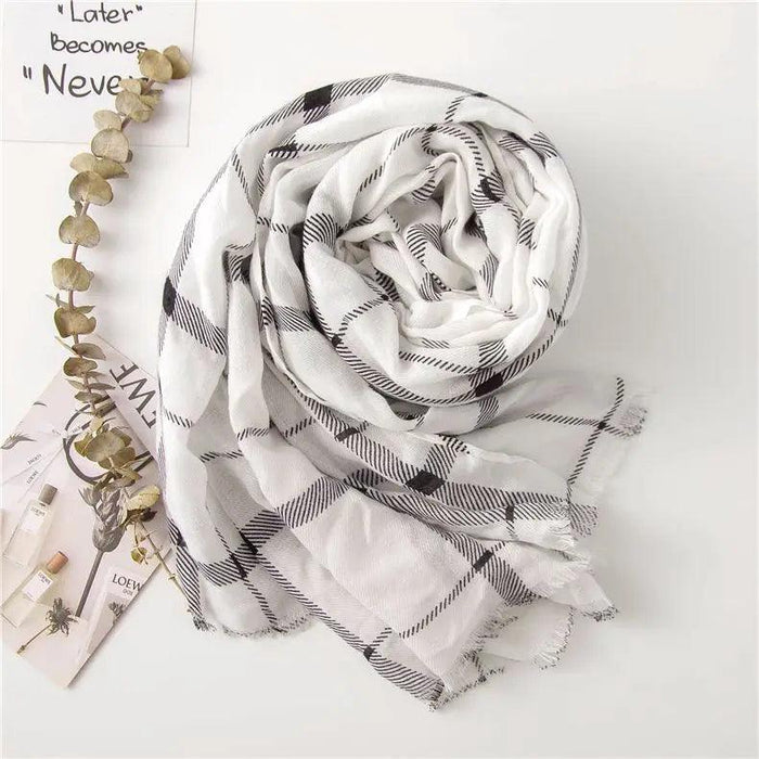 Blue and White Porcelain Print Cashmere Blend Shawl Wrap - Timeless Elegance for All Occasions