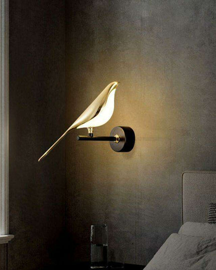 Elegant Gold Rotating LED Wall Lamp - Modern Lighting Solution for Bedrooms