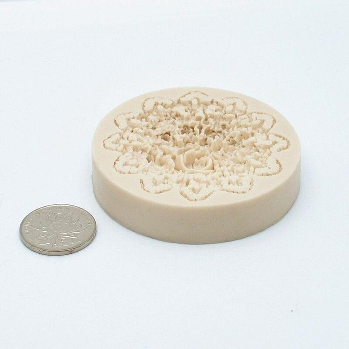 Elevate Your Baking Creations with the Pretty Flower Silicone Mold