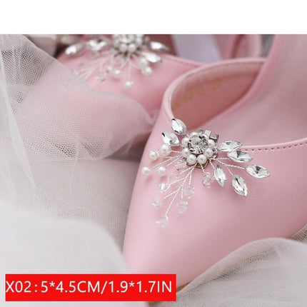 Glimmering Rhinestone Footwear Charms: Transform Your Style