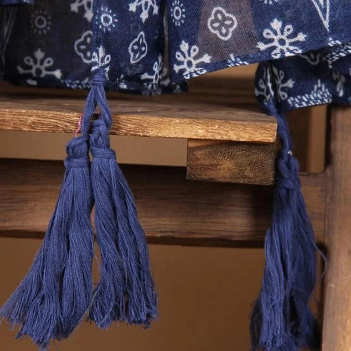 Luxurious Blue Porcelain Cashmere Blend Shawl - The Perfect Accessory for Any Occasion