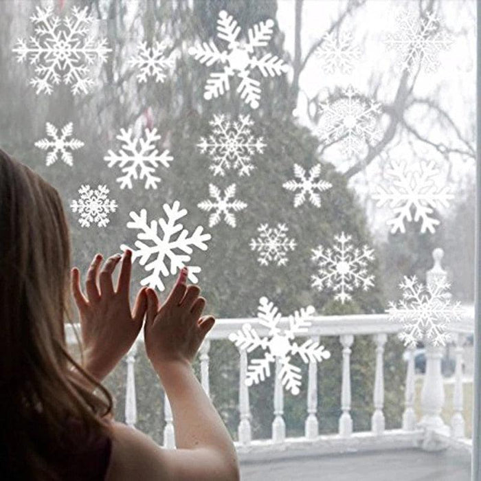Enchanting Winter Wonderland Snowflake Decor Set
